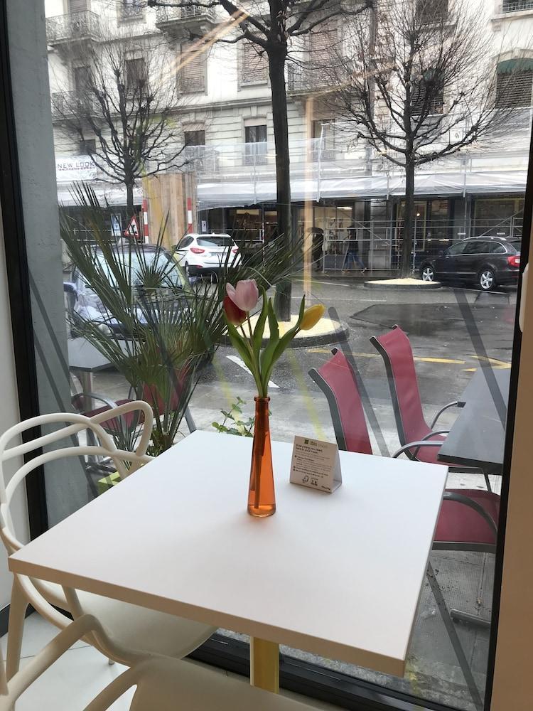 Visionapartments Rue De Berne - Contactless Check-In Genève Eksteriør billede